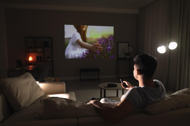 Why Online Streaming Is Replacing Traditional TV for Expats