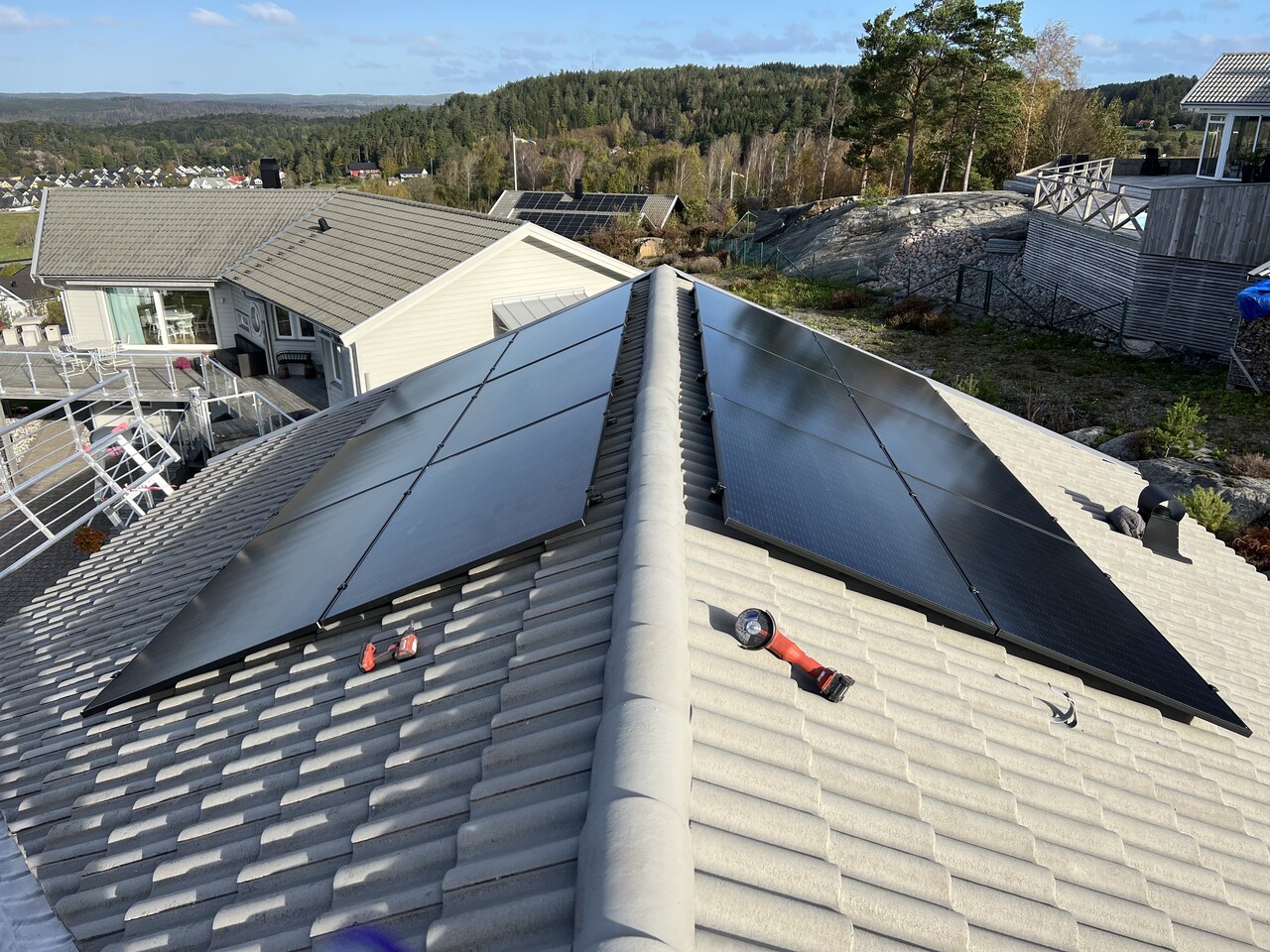 Solpaneler i Laholm – Hur väljer du rätt solpanelsföretag för ditt hem?