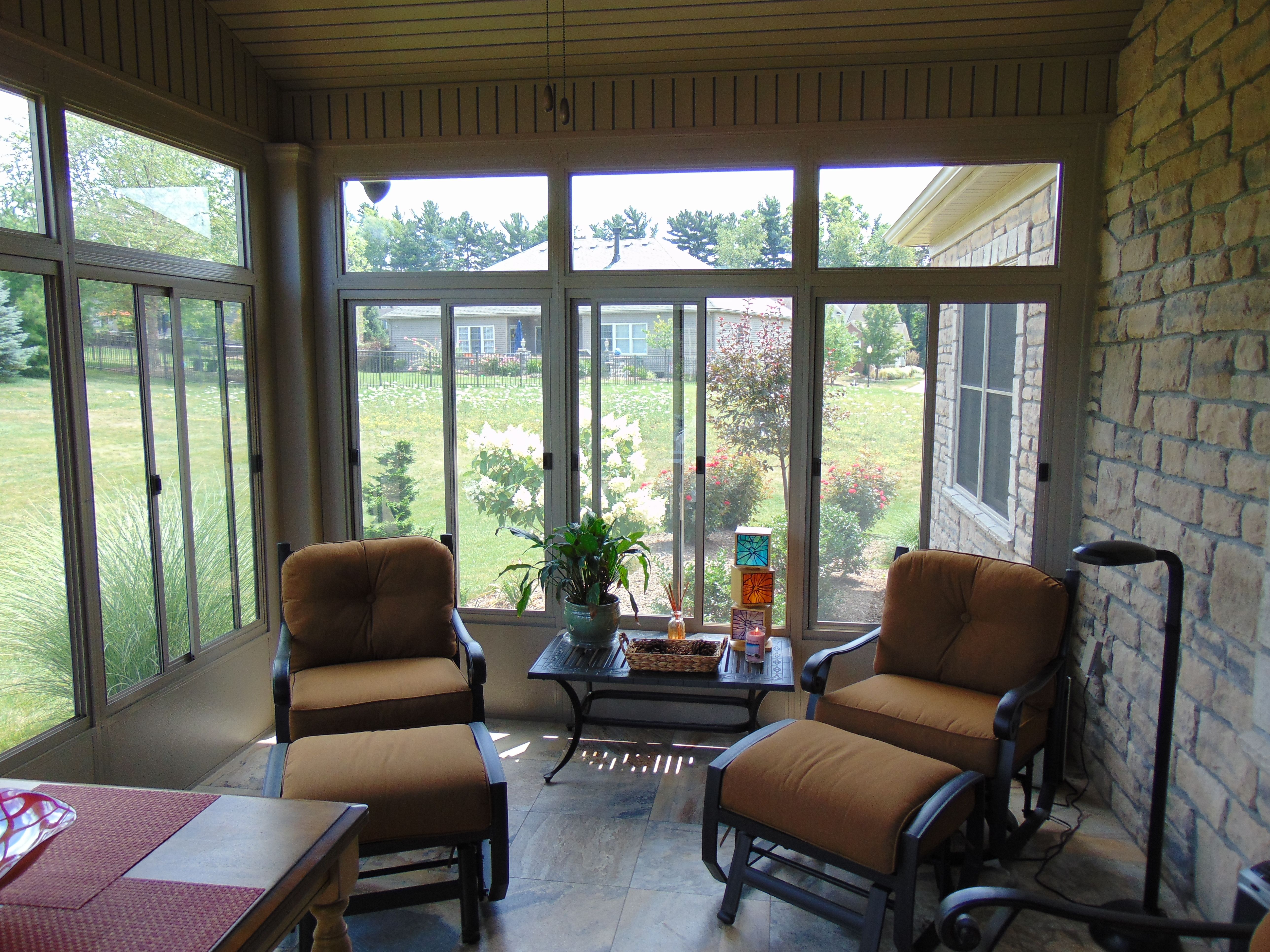 Sunroom Installers Near Me in Northern California – Create a Bright and Comfortable Space with Elite Exteriors