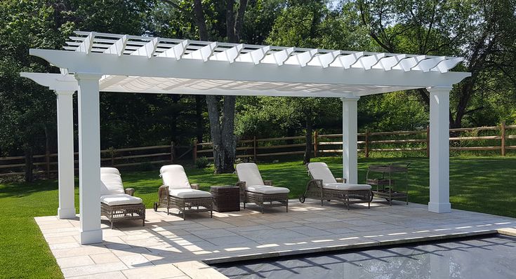 Enhance Your Outdoor Living Space with a Custom Pergola in Hamilton | Southern Bloom Landscaping