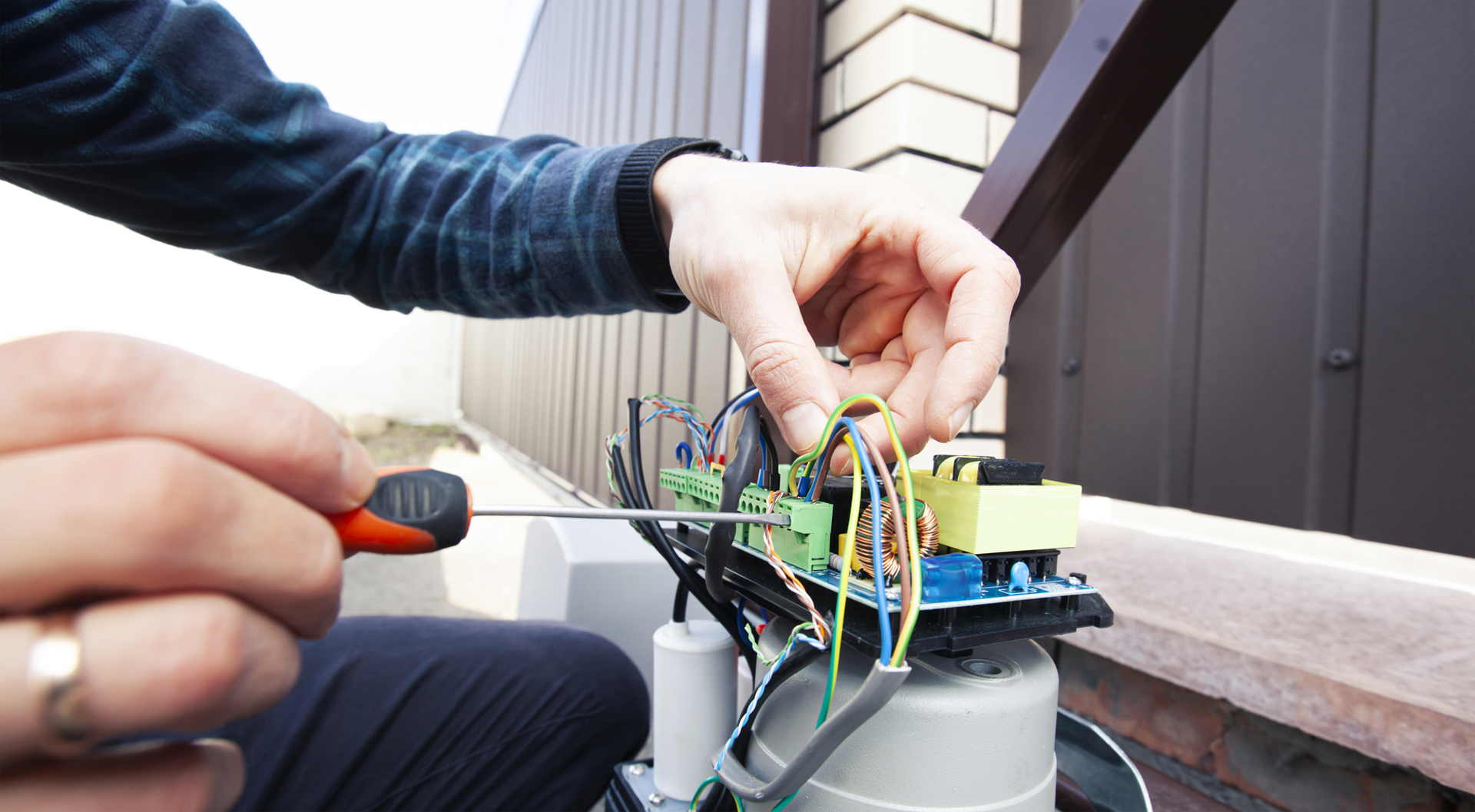 Electric Gate Repair and Replacement in Houston | Houston Gate Repairs