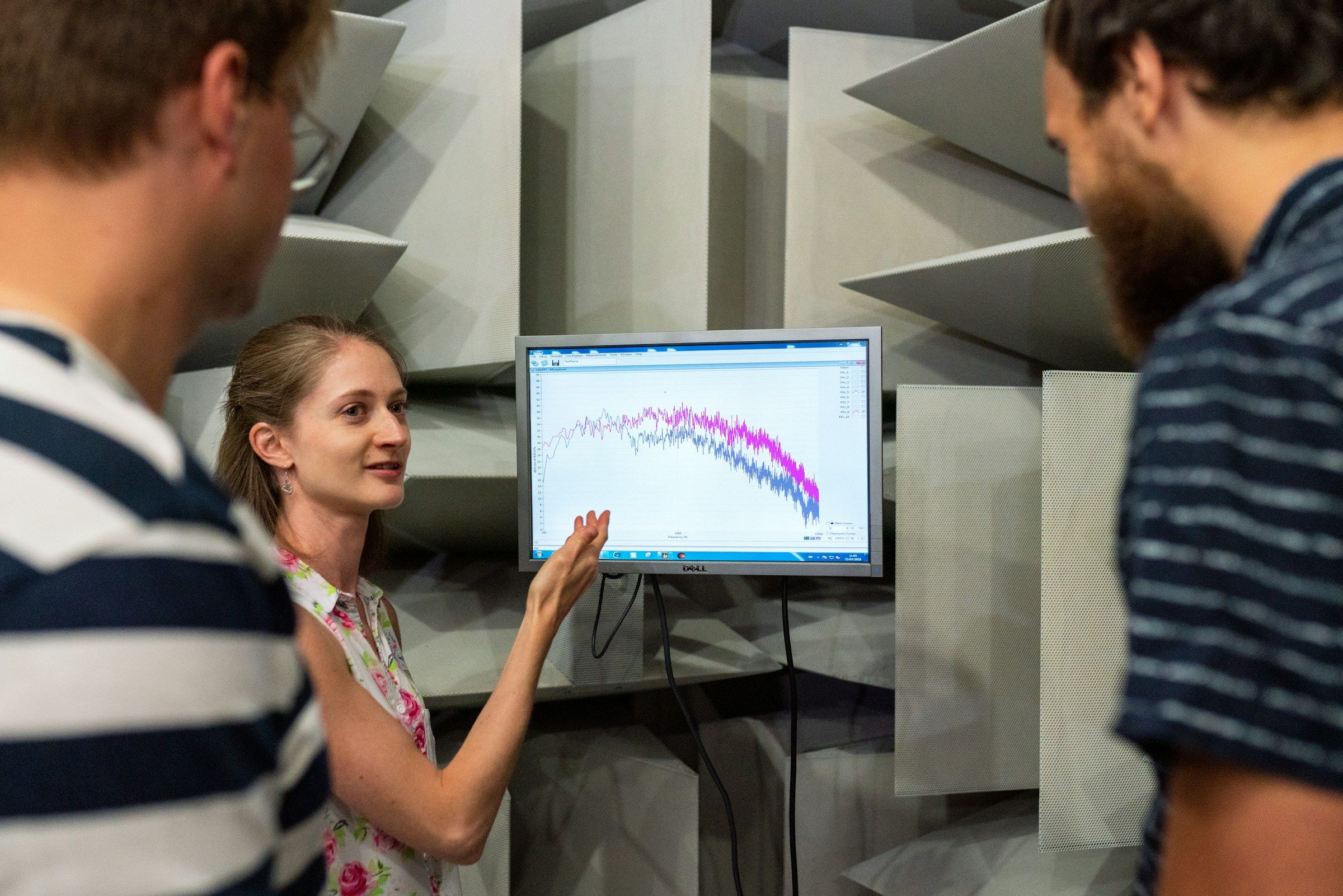 Qualitative and Quantitative Research Services for Strategic Business Growth