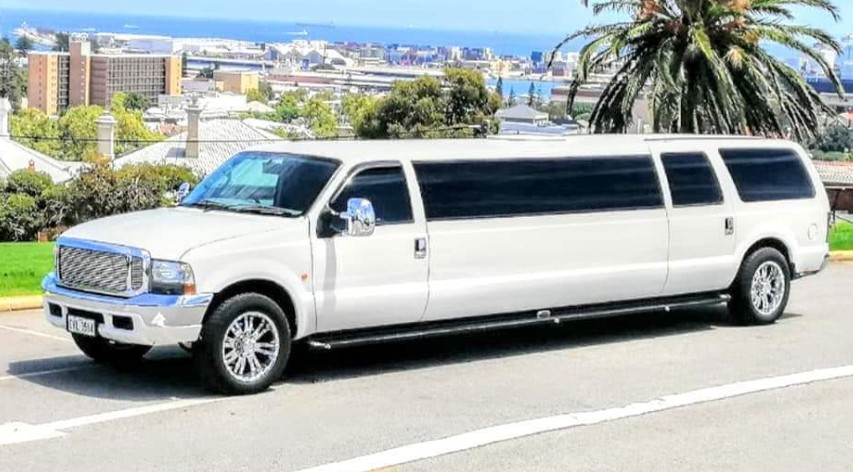 Creating Unforgettable Event Journeys with Luxury Hummer Travel in Melbourne
