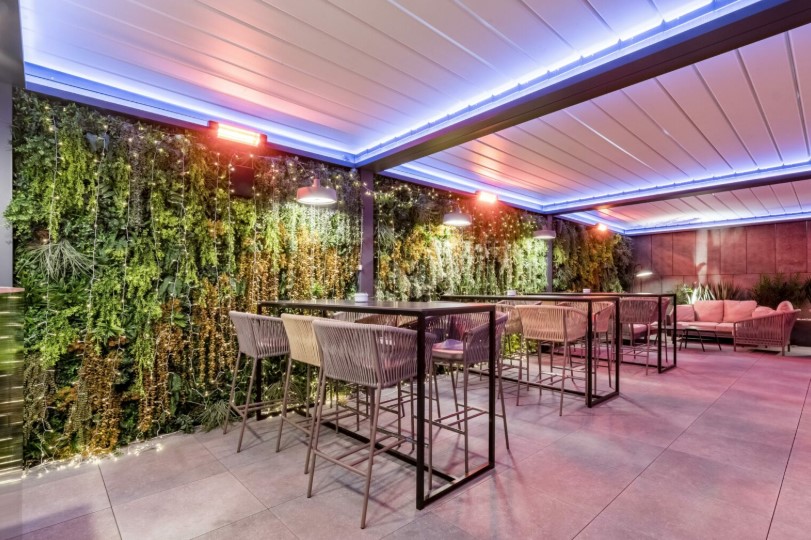 Jardines Verticales Madrid: Innovación, Naturaleza y Diseño para tus Espacios