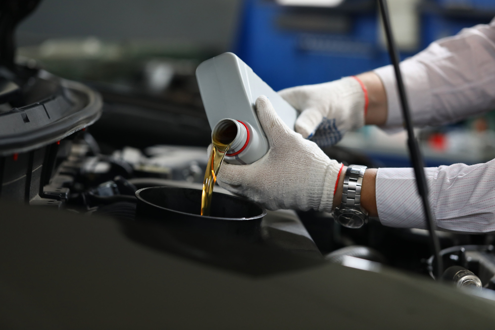 Engine Oil Distributors in the Philippines: How they Support the PH Automotive Industry