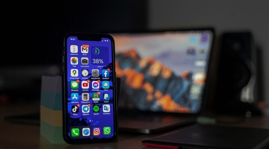 Ways Mobile App Development Enhances Business Performance