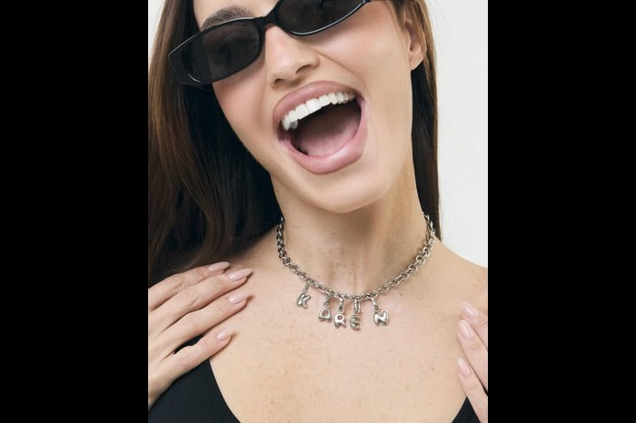 Minimal to Bold: Styling Ideas with Sunglasses for Women