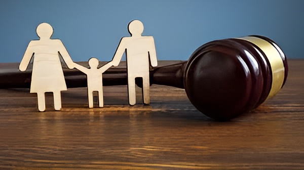 How Courts Handle "Who’s the Real Dad?" Situations in Today's World