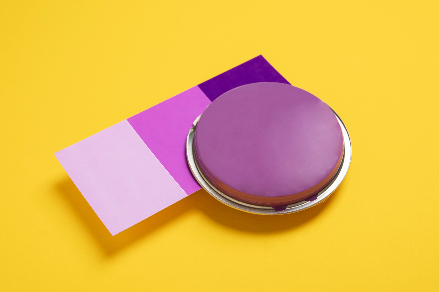 Custom Badge maker methods to improve customer engagement