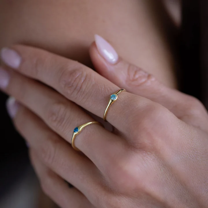 Nature Jewellery Trends: Pearls, Birthstones, and Personalised Pieces
