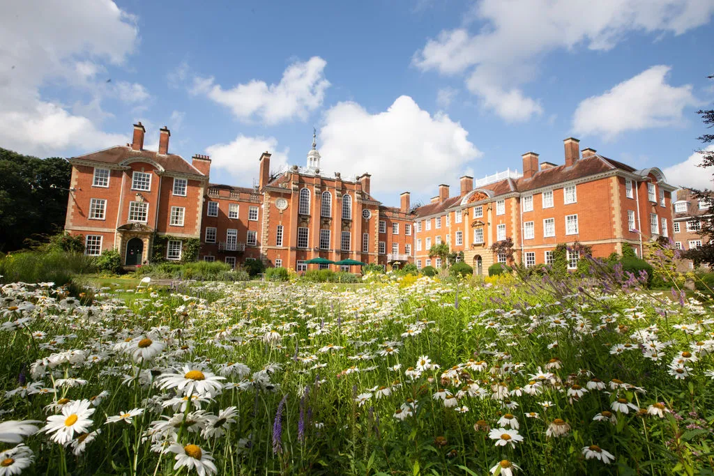 Oxford Summer Courses 2026 | Study at Oxford University Summer Programs