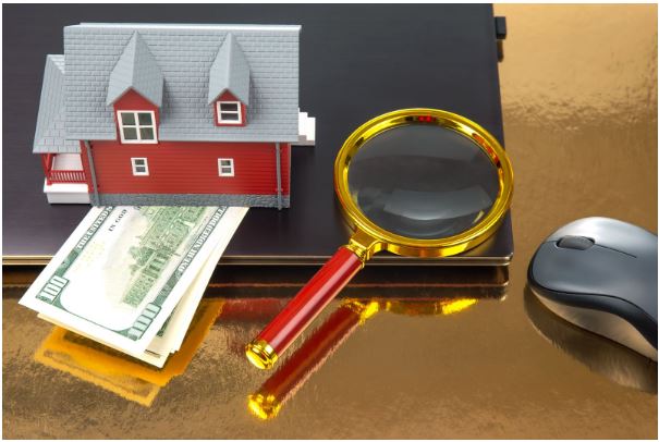 Before You Buy a Flat in Noida, Know Risks and Rewards