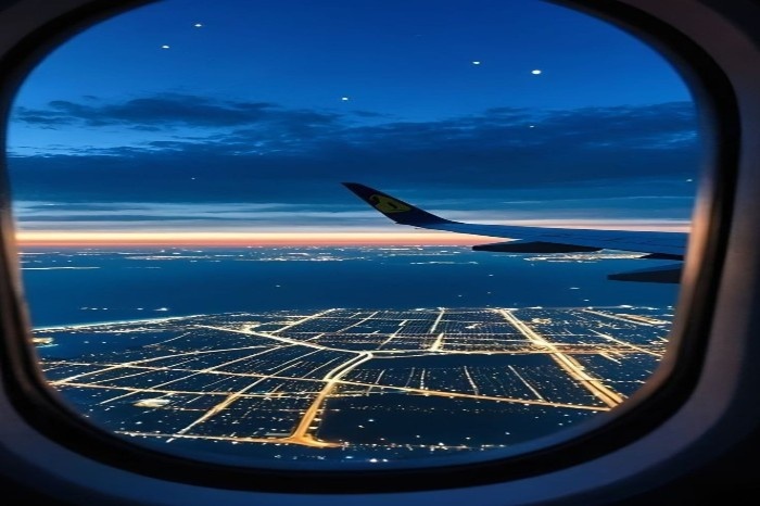 What Does Red Eye Mean in Flights – Travel Guide