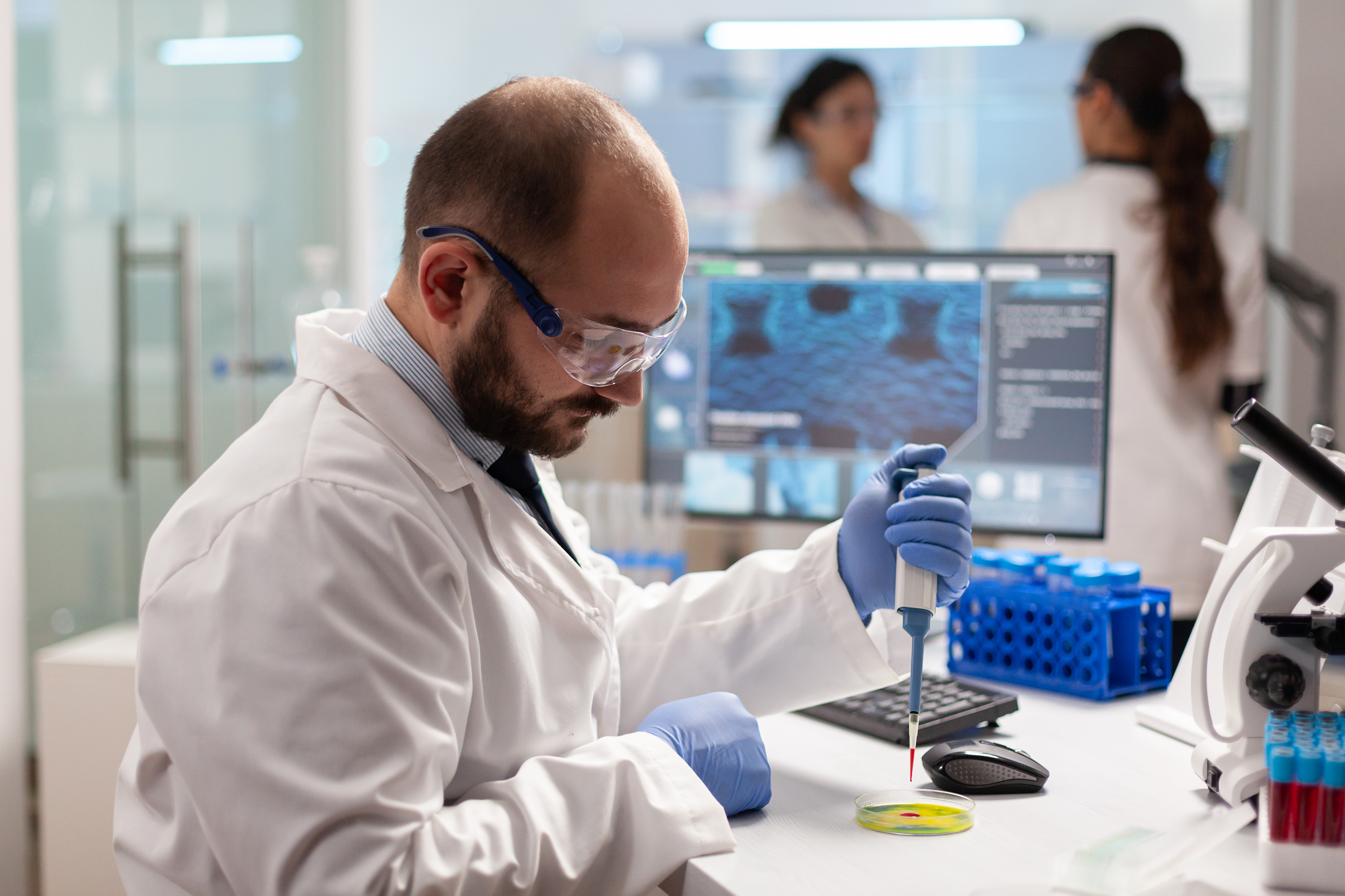 From Synthesis to Scale: How CDMO Services Power Oligonucleotide Therapeutics