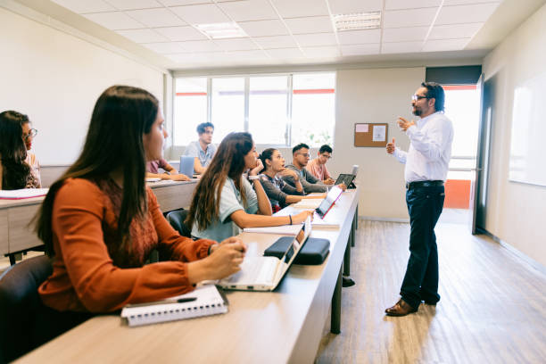 BST Competitive Classes Offers the Best Hotel Management Coaching in Delhi for Effective Career Preparation