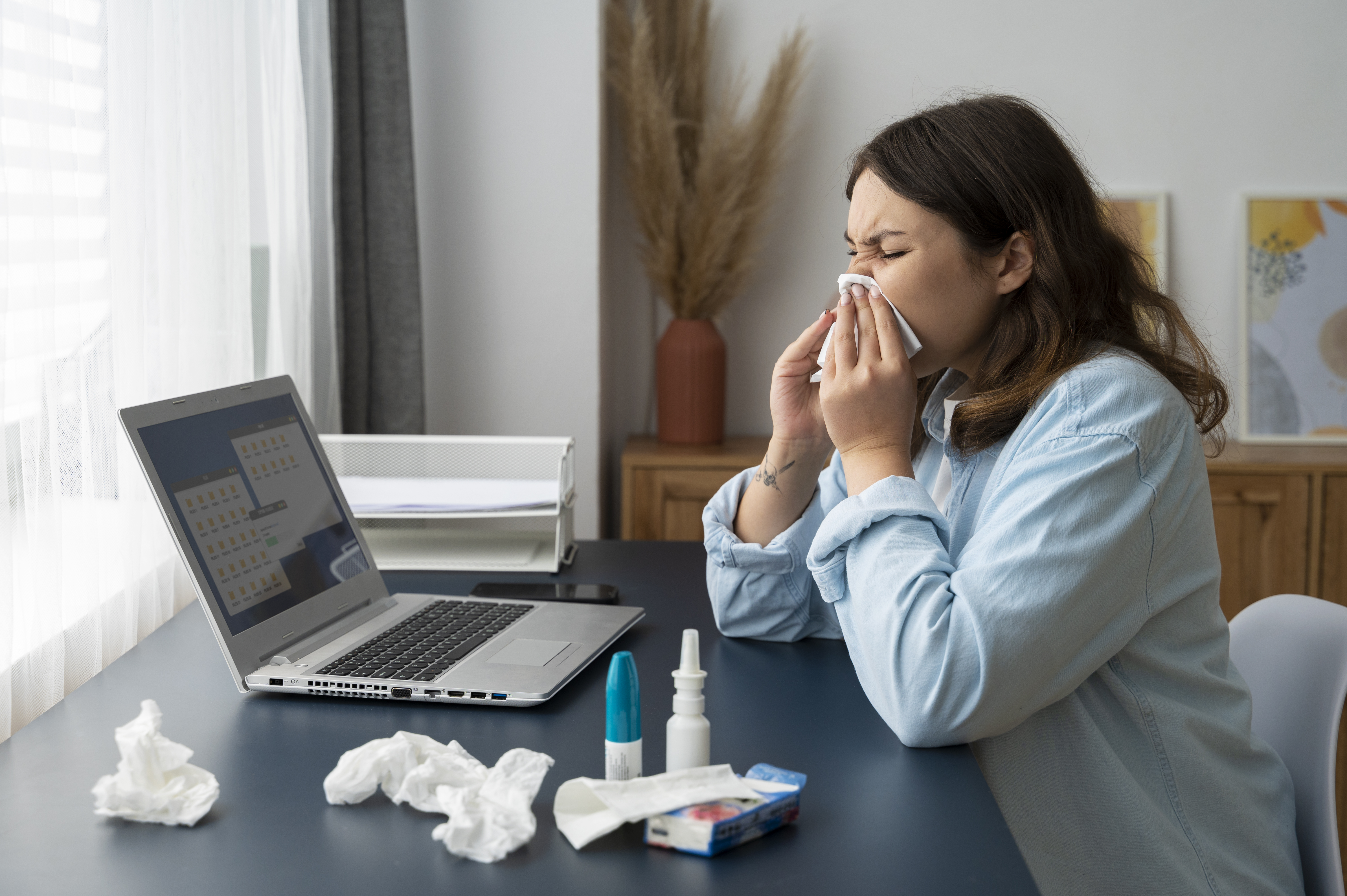 The Truth About Hayfever Injections: Effectiveness, Side Effects & Alternatives