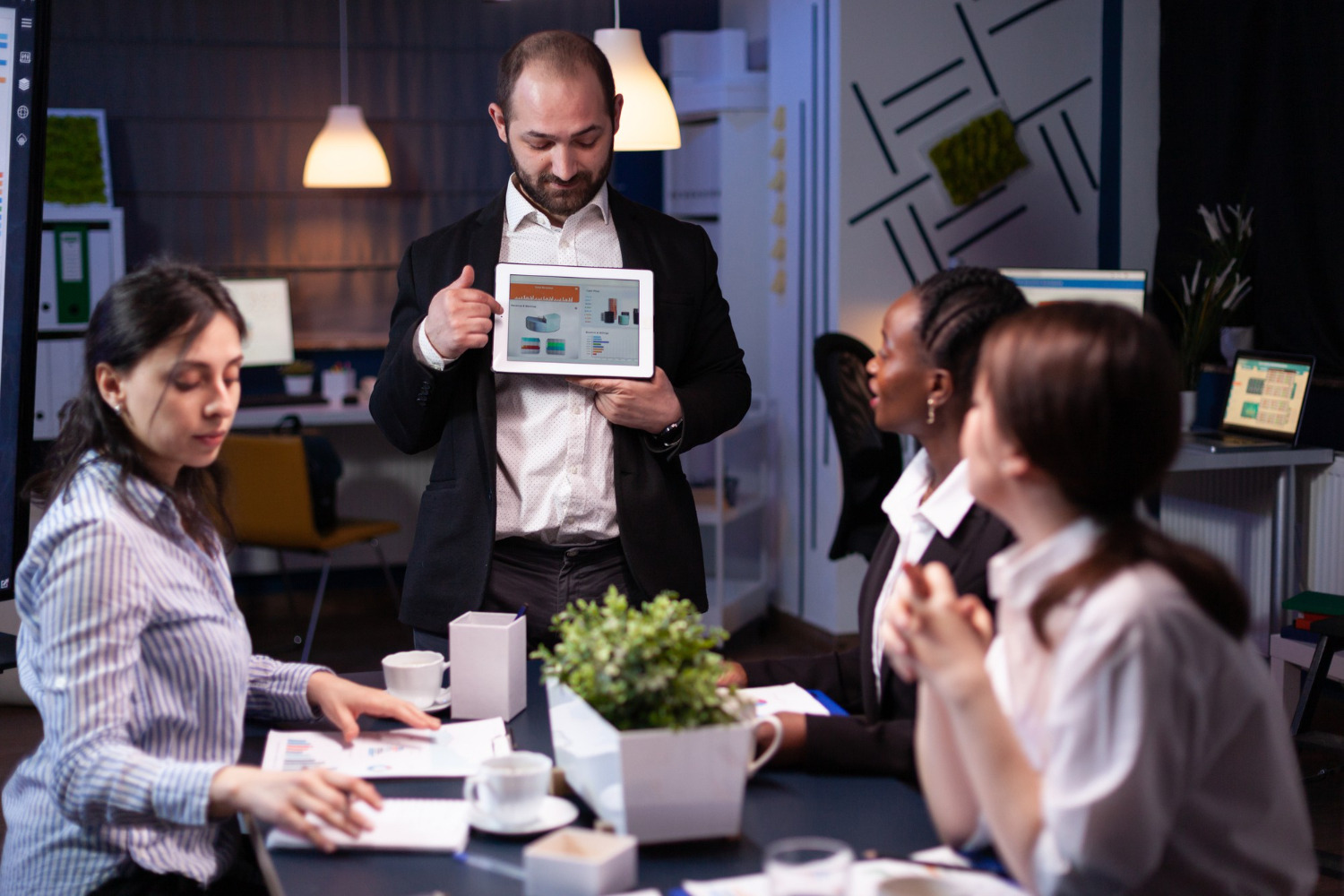 How Strategic Design and Branding Turn Visitors into Loyal Customers