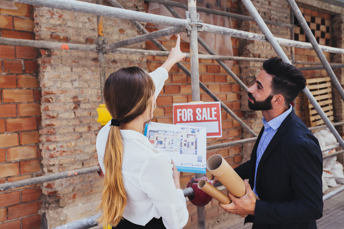 Distressed Properties for Sale in Dubai: A Smart Buyer’s Opportunity