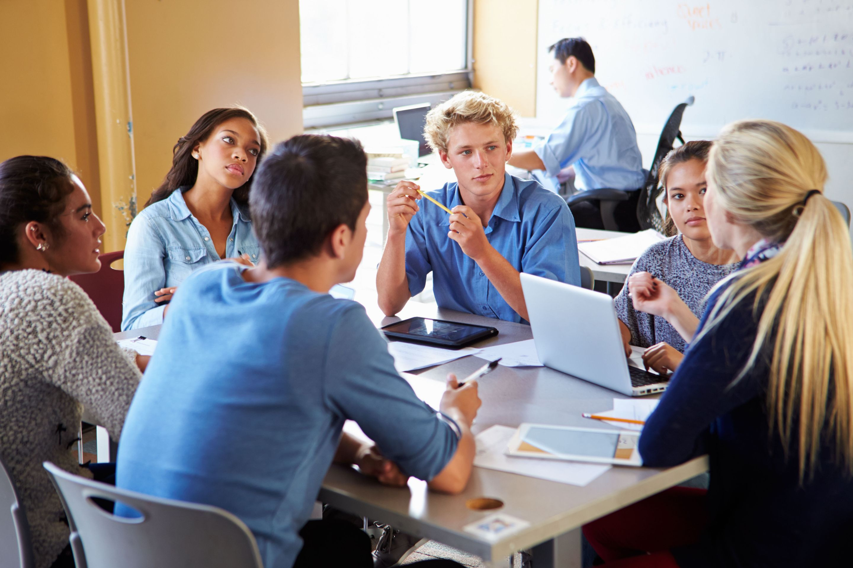 Why Most Students Struggle With Assignments (And What Actually Helps)