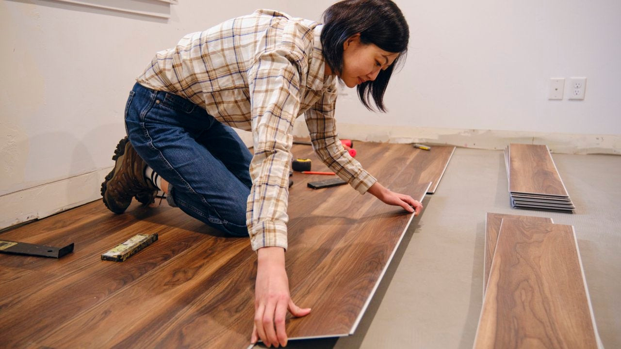 Why Wholesale Laminate Flooring Makes Sense For Rentals