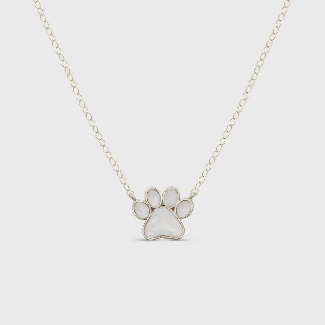 How Pet Cremation Necklaces Provide Comfort After Pet Loss