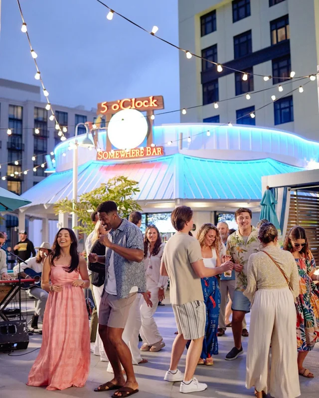 Live music rooftop bar San Diego evening atmosphere
