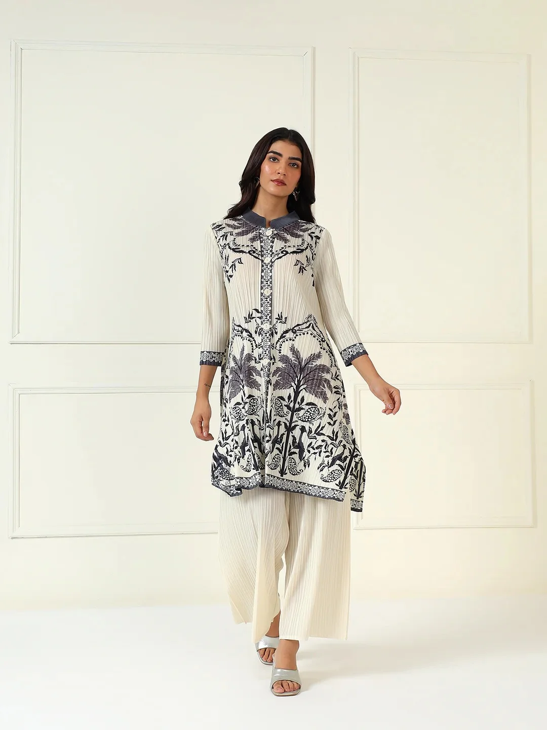Best Travel Outfits for Women That Are Stylish and Easy
