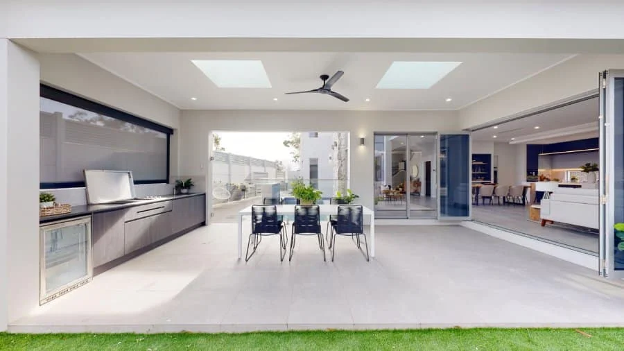 Why a Real Estate Virtual Tour Is Essential in Today's Market