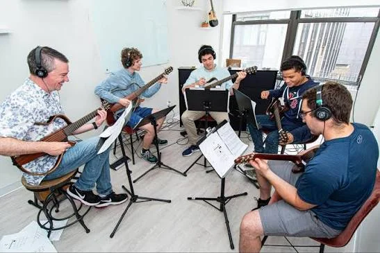 Group Music Lessons Near Me & Adult Singing Lessons Sydney: Your Easy Guide to Learning Music