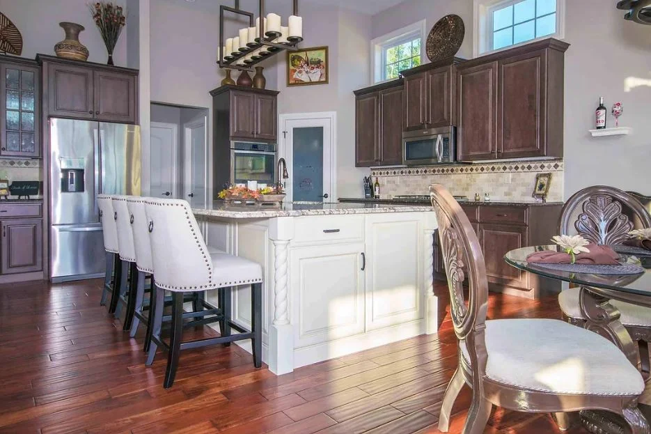 How to Choose the Best Kitchen Renovations Service in Oakville?