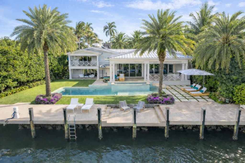 Vom Traum zur eigenen Immobilie: Was Schweizer Käufer beim Immobilienkauf in Florida wissen sollten