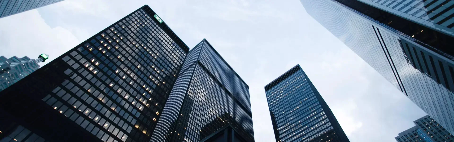 Corporate Restructuring in the UAE: When Does Your Business Need Legal Advice?