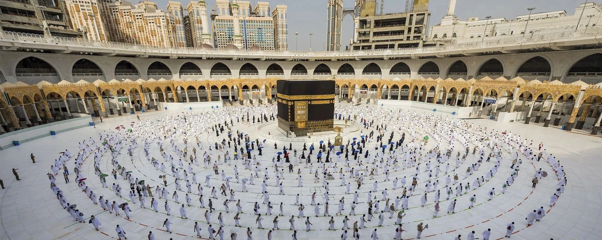 Best  Umrah Packages with Aqdas Travel