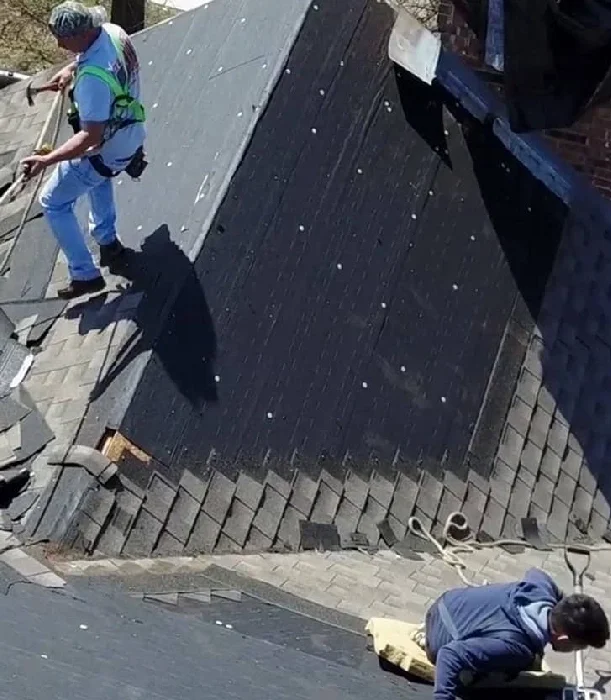 When Should You Call a Commercial Roofing Service in Grand Prairie?