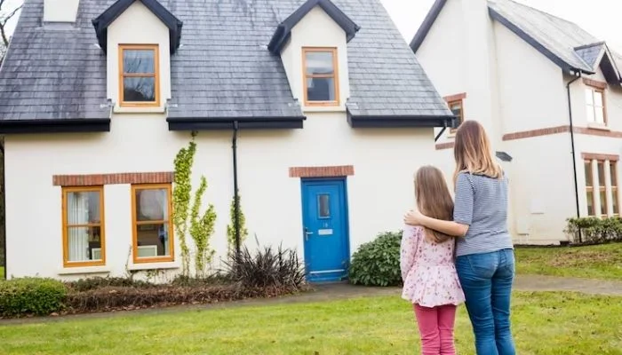 How a Property Advisor Can Help You Make Better Real Estate Decisions in Alberta