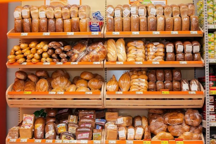 Bread and Roll Market Research: Consumer Trends, Innovation, Growth, and Competitive Dynamics
