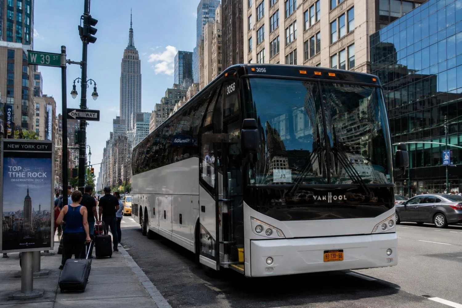 What Are the Benefits of Booking a New York Charter Bus Rental?
