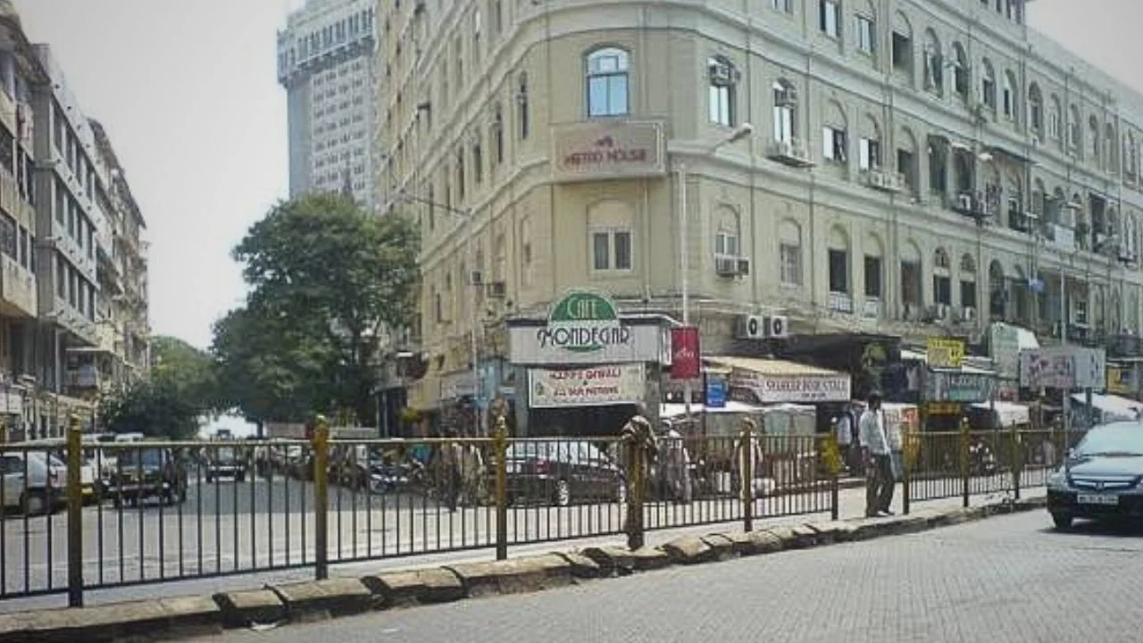 Mumbai Colaba Causeway