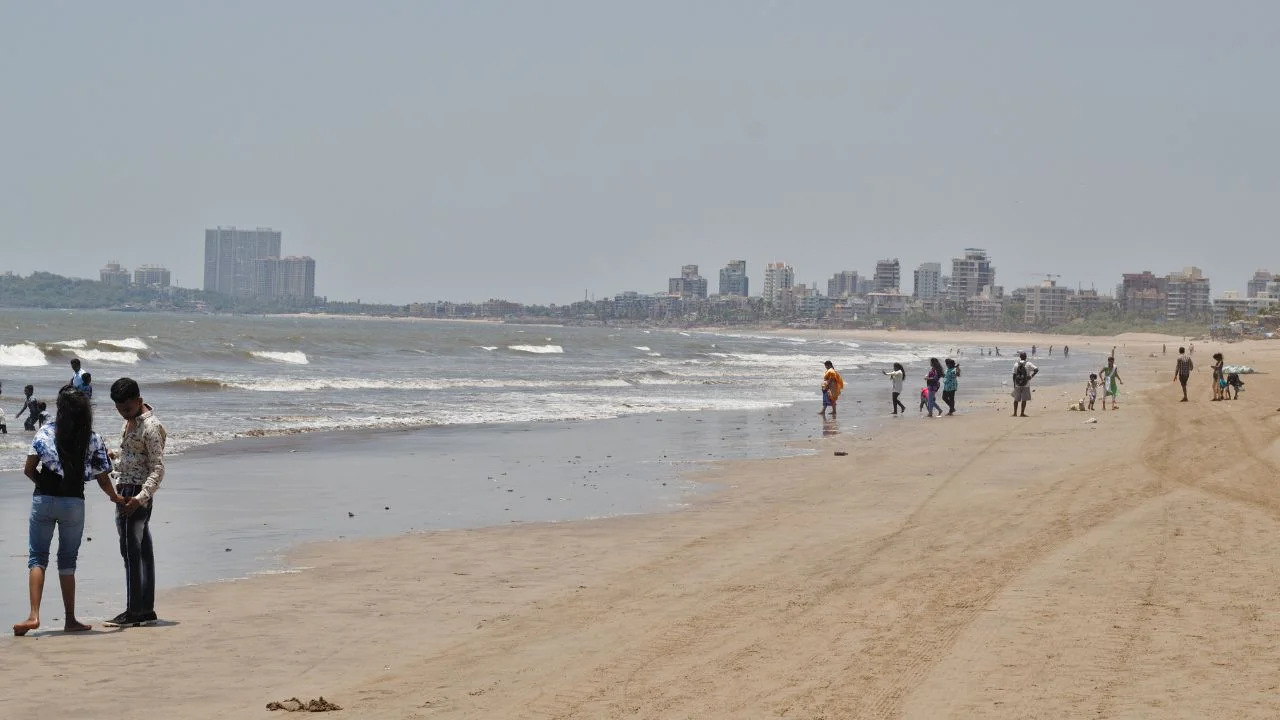 Mumbai Juhu Beach