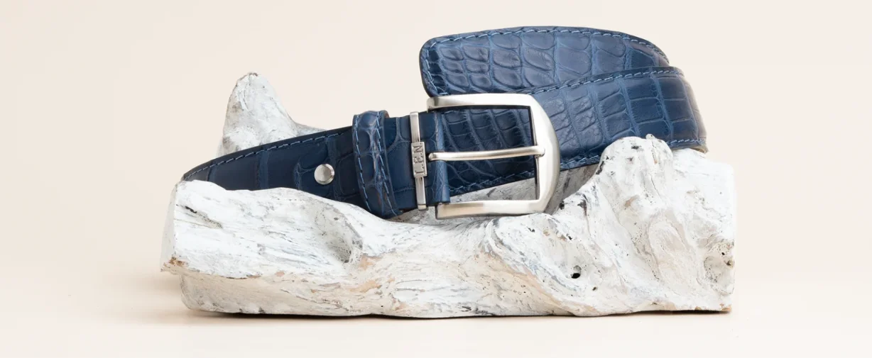 How to Match a Men’s Belt With Shoes and Clothing