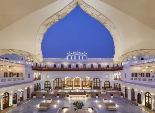 4 Most Romantic Hotel Honeymoon Package in Bhopal for Newlyweds