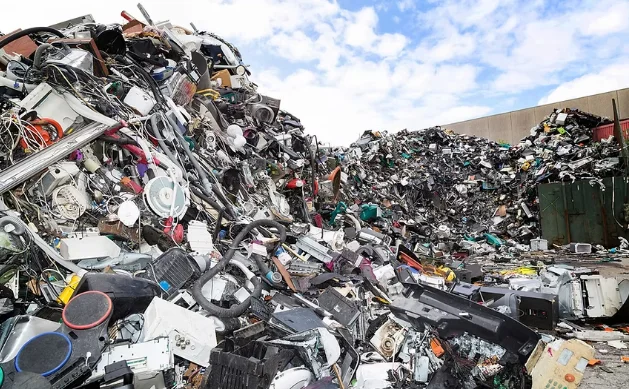 The Complete E-Waste Decision Guide for Los Angeles Homes and Businesses