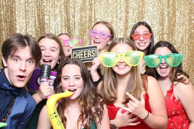 How To Rent A Photo Booth In Connecticut: The Complete, No-Regrets Guide