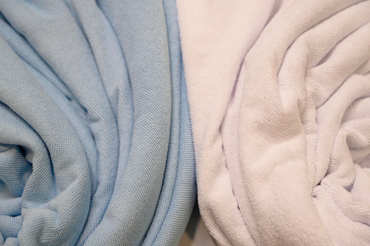 How Can Microfiber Fabric Support Different Commercial and Household Applications?