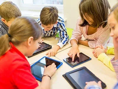 How Educational Tools Can Support English Reading Instruction