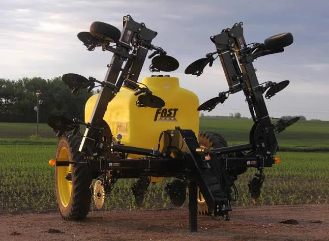 How Can Farmers Avoid Uneven Application With Liquid Fertilizer Equipment?