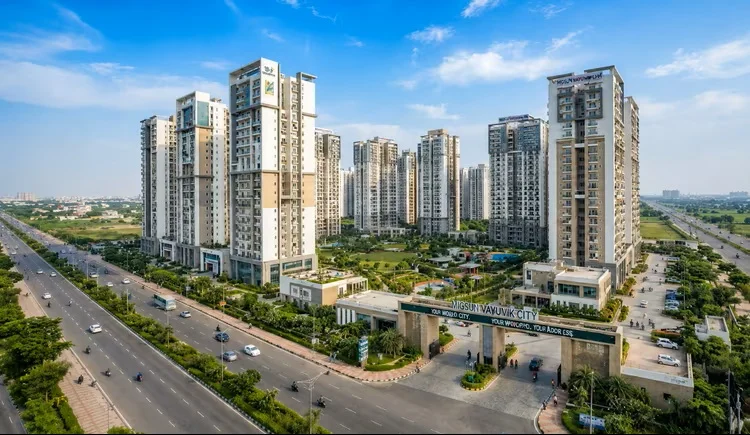 From Land to Landmark: A Buyer's Guide to the Gaur Group Story